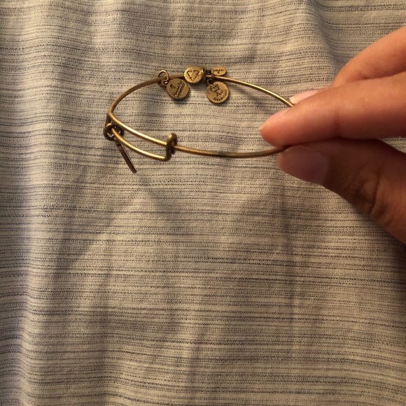Alex and Ani Bracelet - ‘A’ charm - Picture 4 of 4